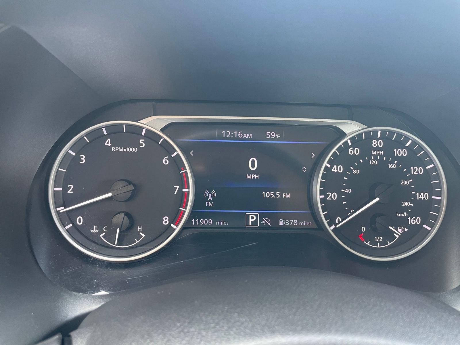 Used 2025 Nissan Sentra SV image 43