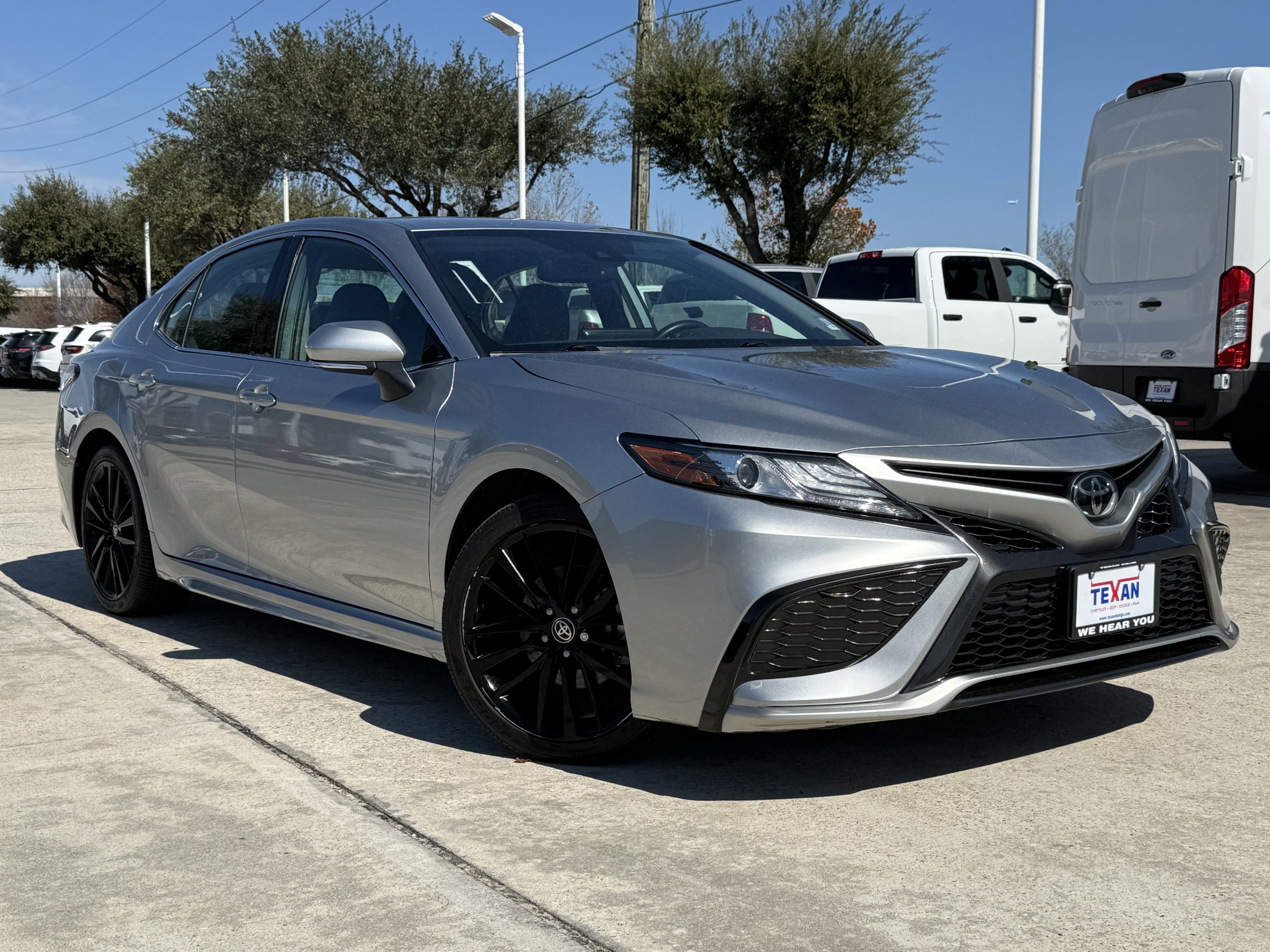Used 2023 Toyota Camry XSE image 2