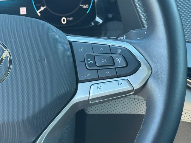Used 2024 Volkswagen Atlas Cross Sport SEL Premium R-Line AWD/4WD image 26