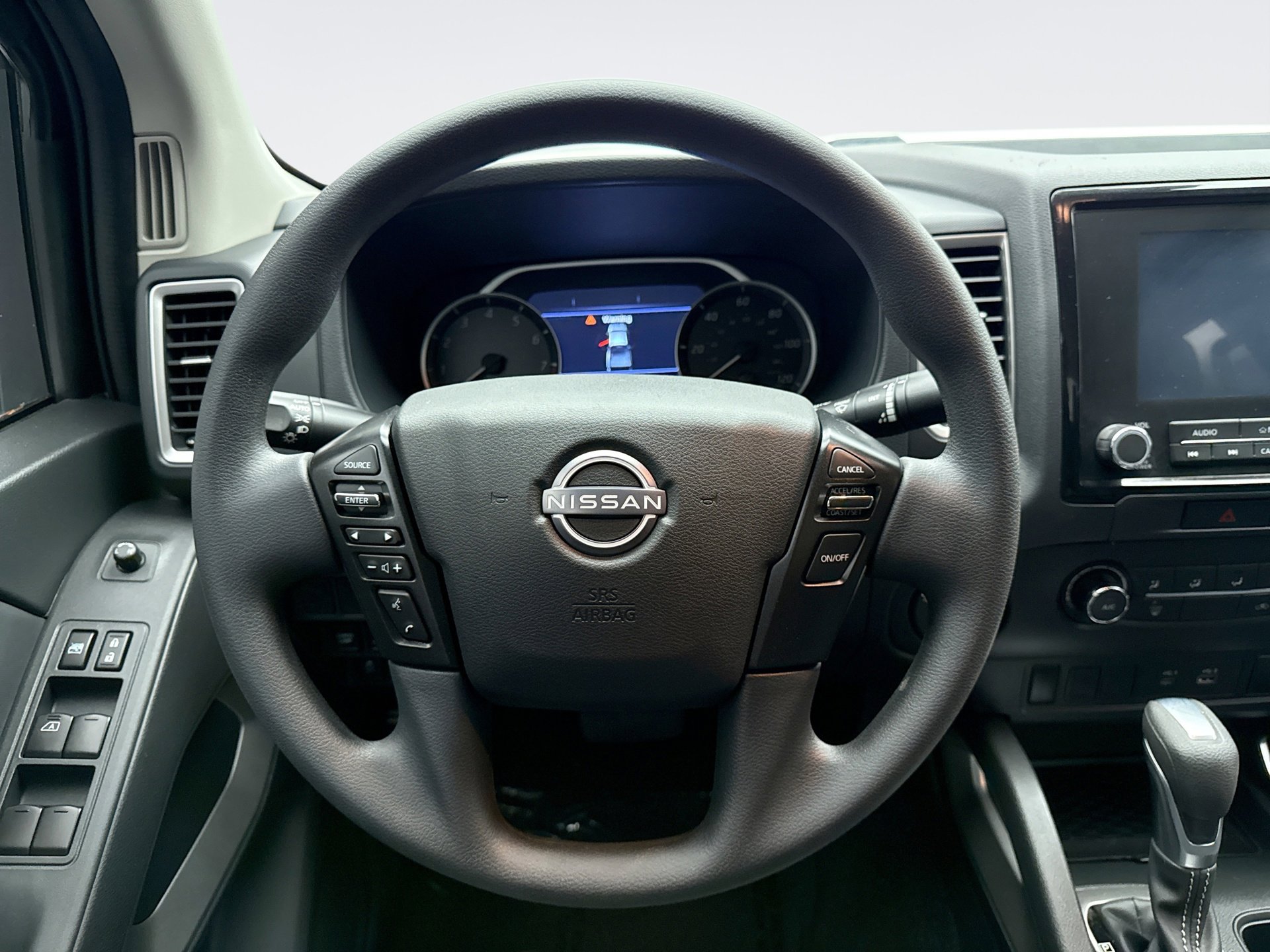 Used 2023 Nissan Frontier SV AWD/4WD image 12