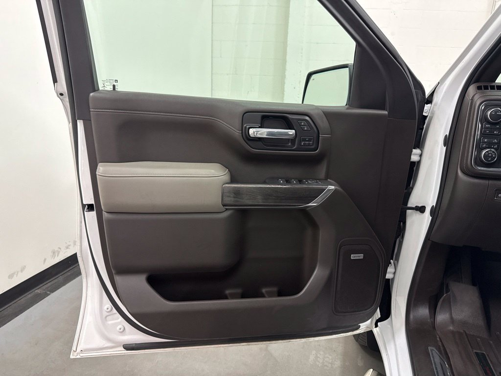 Used 2020 Chevrolet Silverado 1500 LTZ w/ LTZ Plus Package AWD/4WD image 11