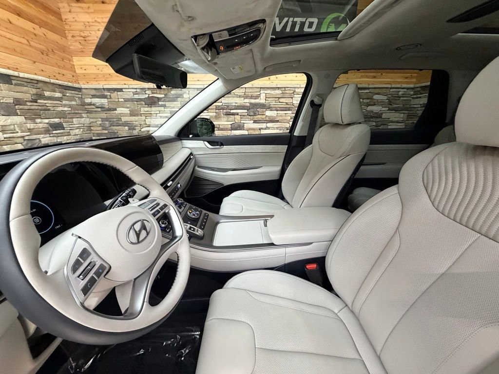 Certified 2025 Hyundai Palisade Calligraphy image 11