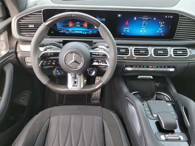 Used 2024 Mercedes-Benz GLS 63 AMG 4MATIC image 11