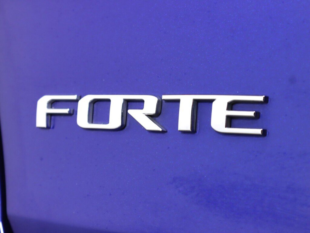 Used 2017 Kia Forte LX FWD image 30