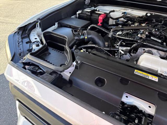 Certified 2025 Toyota Tacoma SR w/ SR Upgrade Package RWD image 15