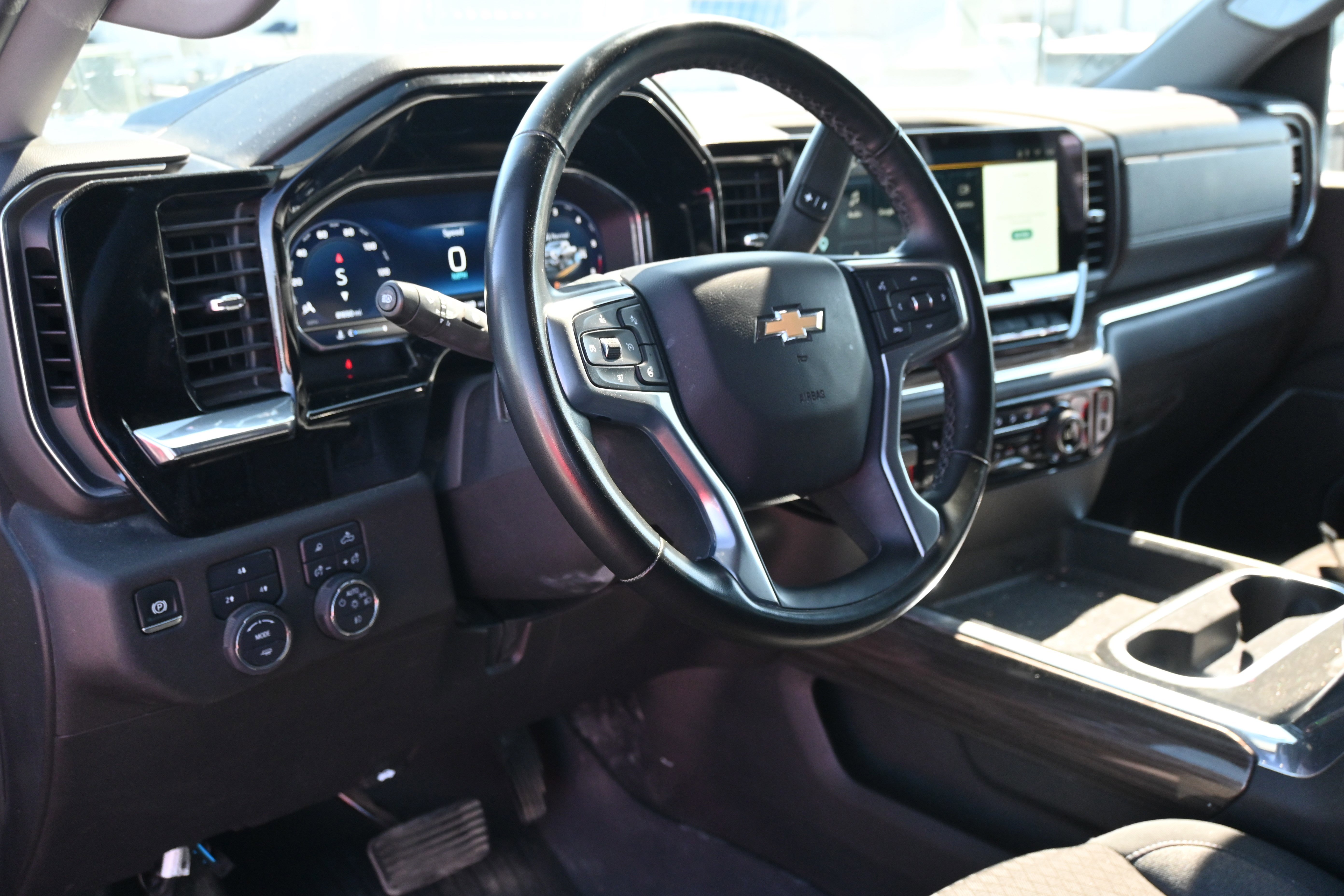 Used 2024 Chevrolet Silverado 2500 LT w/ All Star Edition image 3