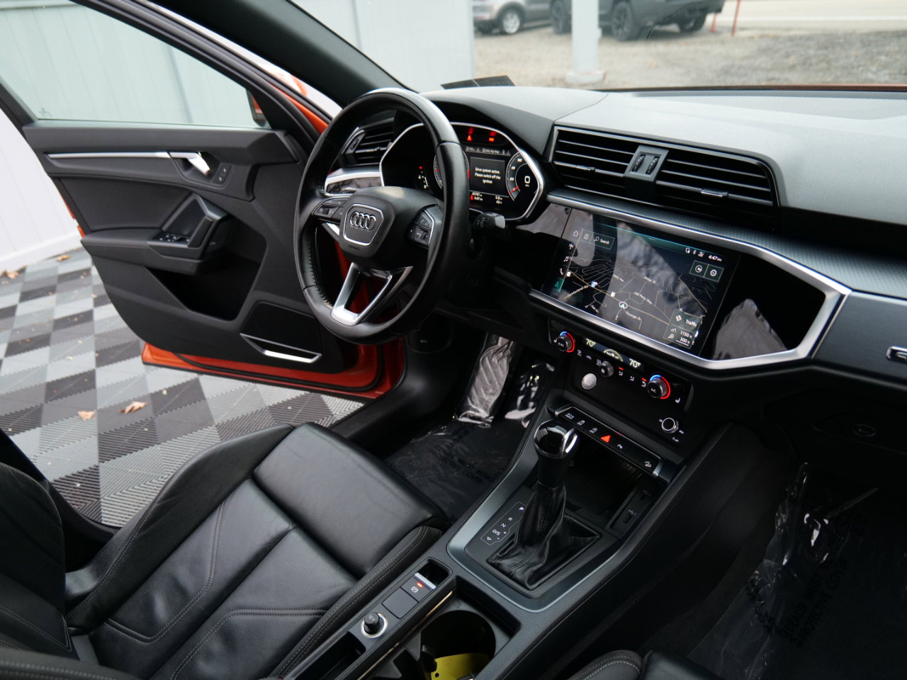 Used 2019 Audi Q3 2.0T Premium Plus w/ Premium Plus Package image 35