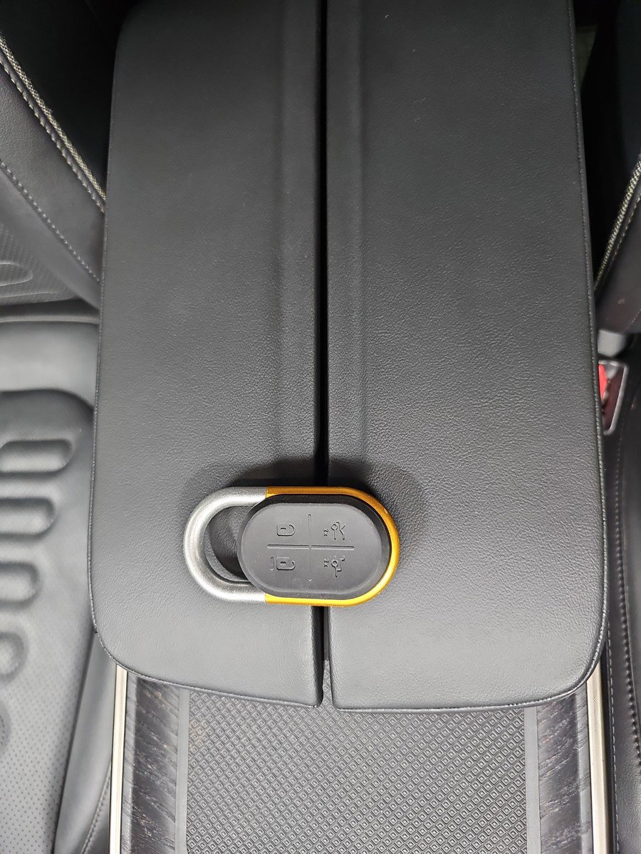 Used 2022 Rivian R1T Adventure image 29