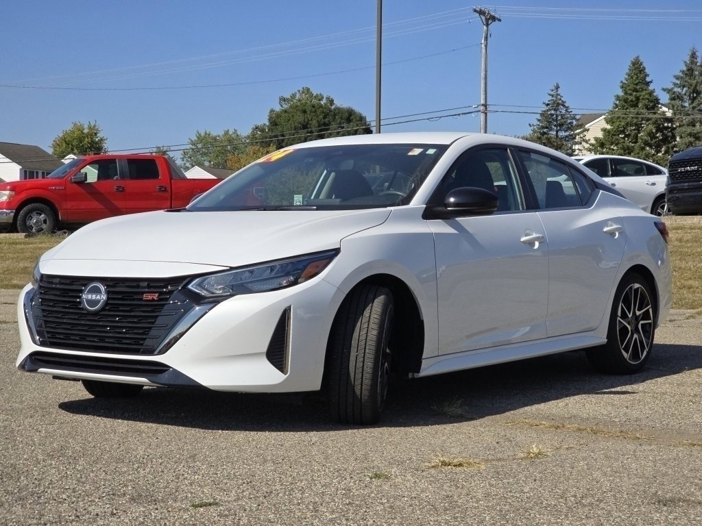 Used 2024 Nissan Sentra SR w/ Trunk Package image 16