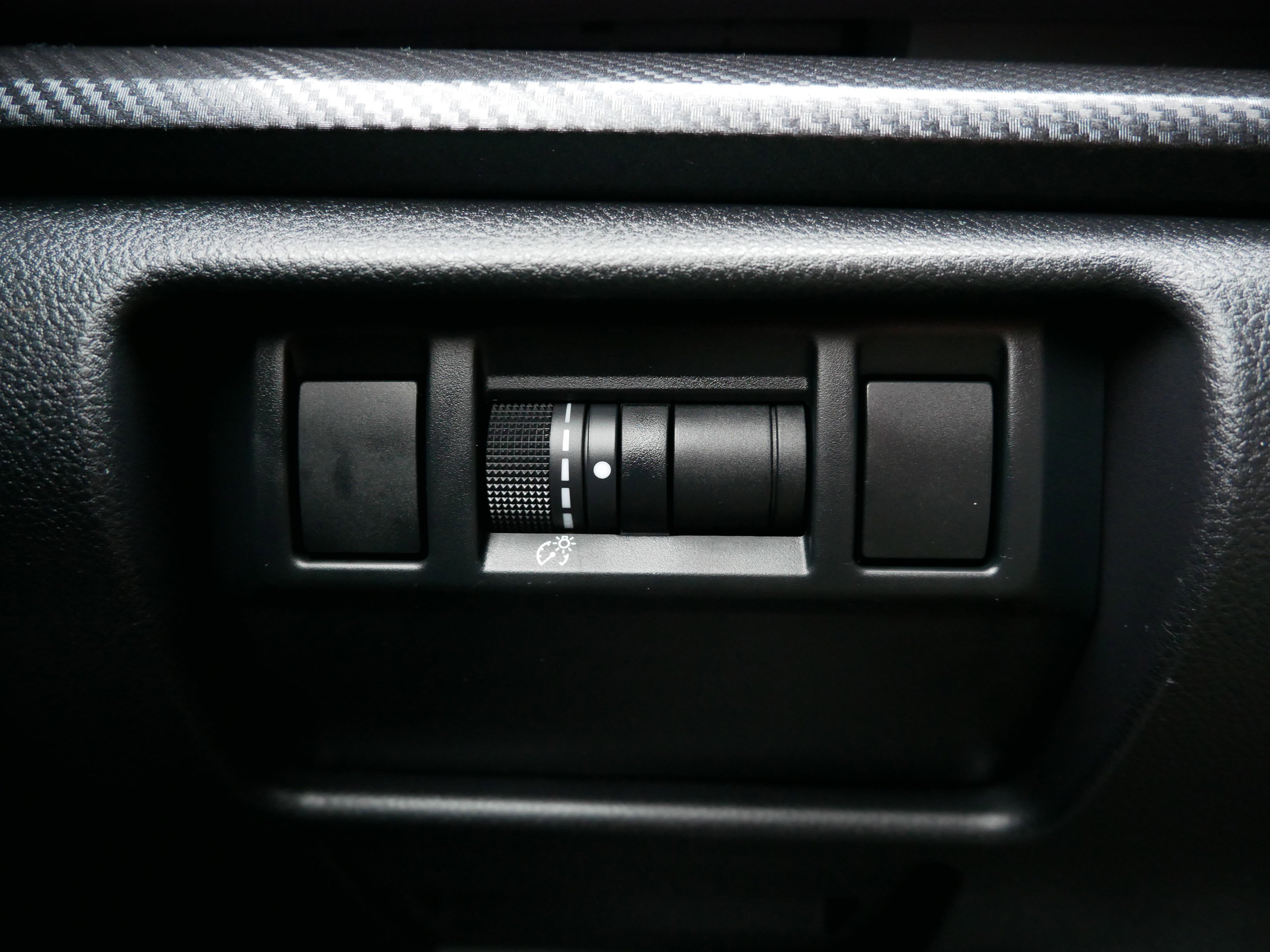 Certified 2024 Subaru Crosstrek 2.5i Limited w/ Crosstrek Mirror Package image 27