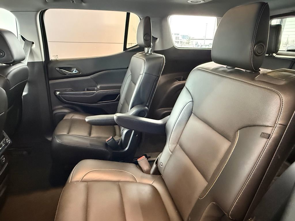 Used 2019 GMC Acadia SLT image 18