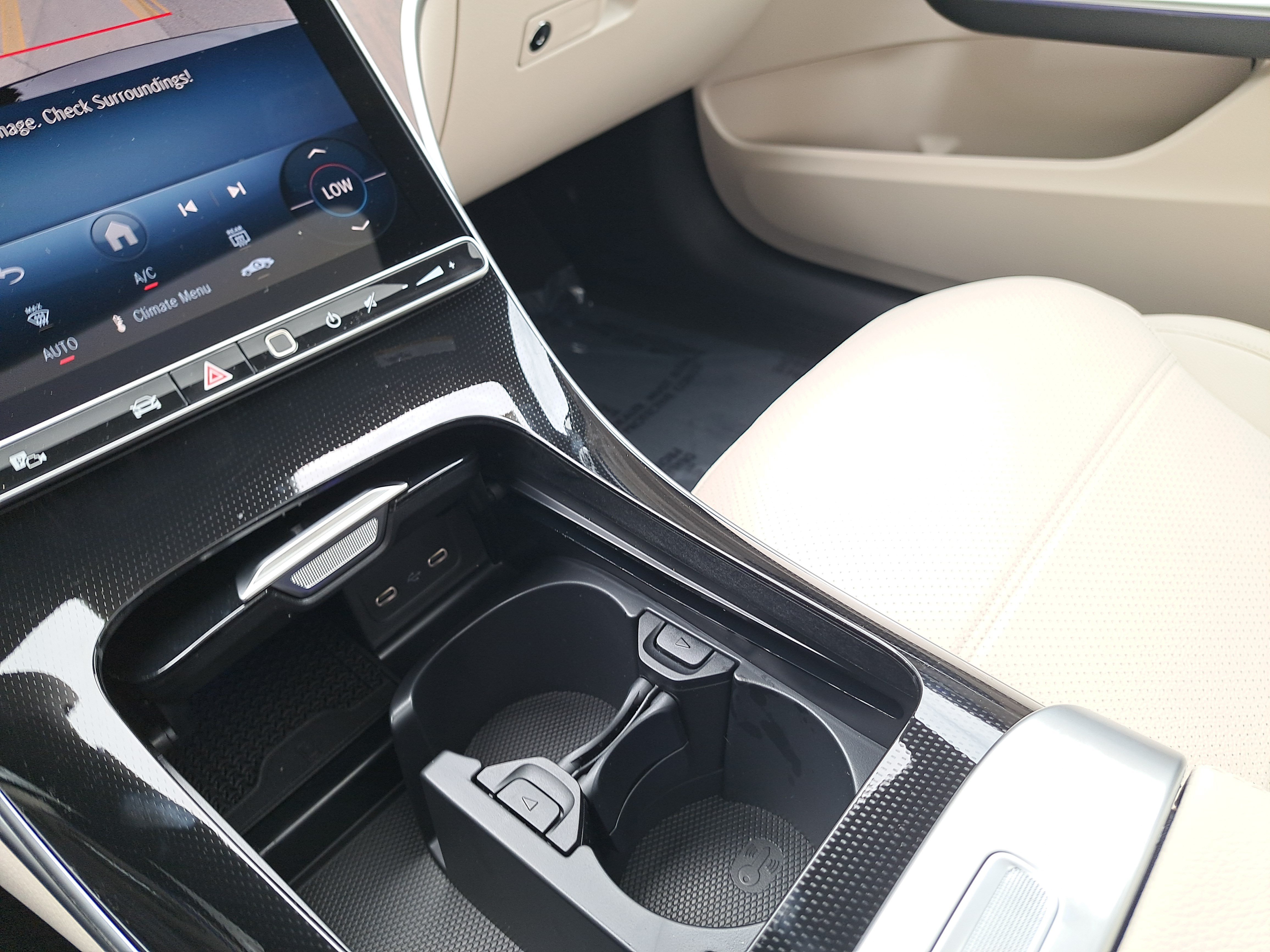 New 2026 Mercedes-Benz C 300 4MATIC Sedan image 26