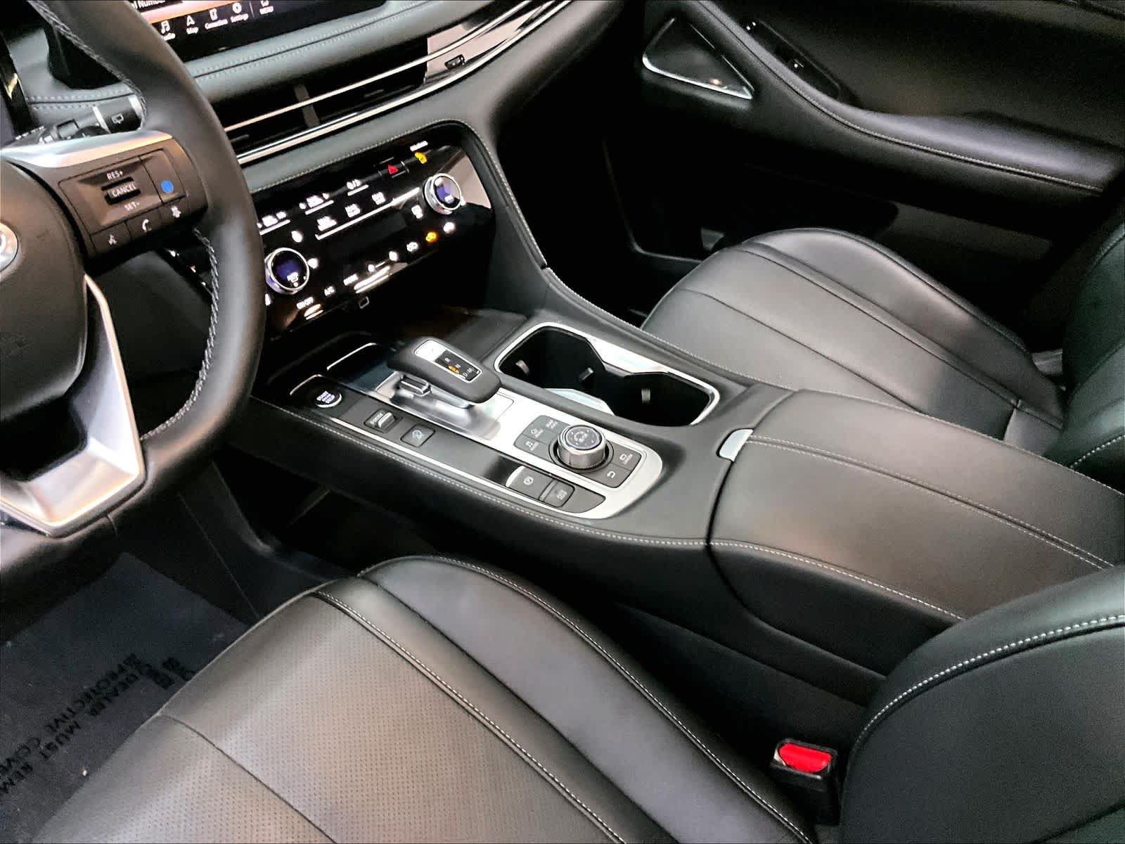 Used 2023 INFINITI QX60 Sensory w/ Vision Package AWD/4WD image 20