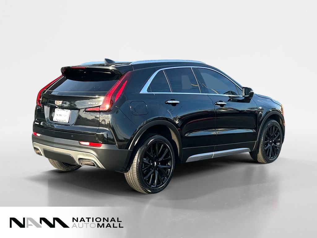 Used 2022 Cadillac XT4 Premium Luxury w/ Enhanced Visibility Package image 5
