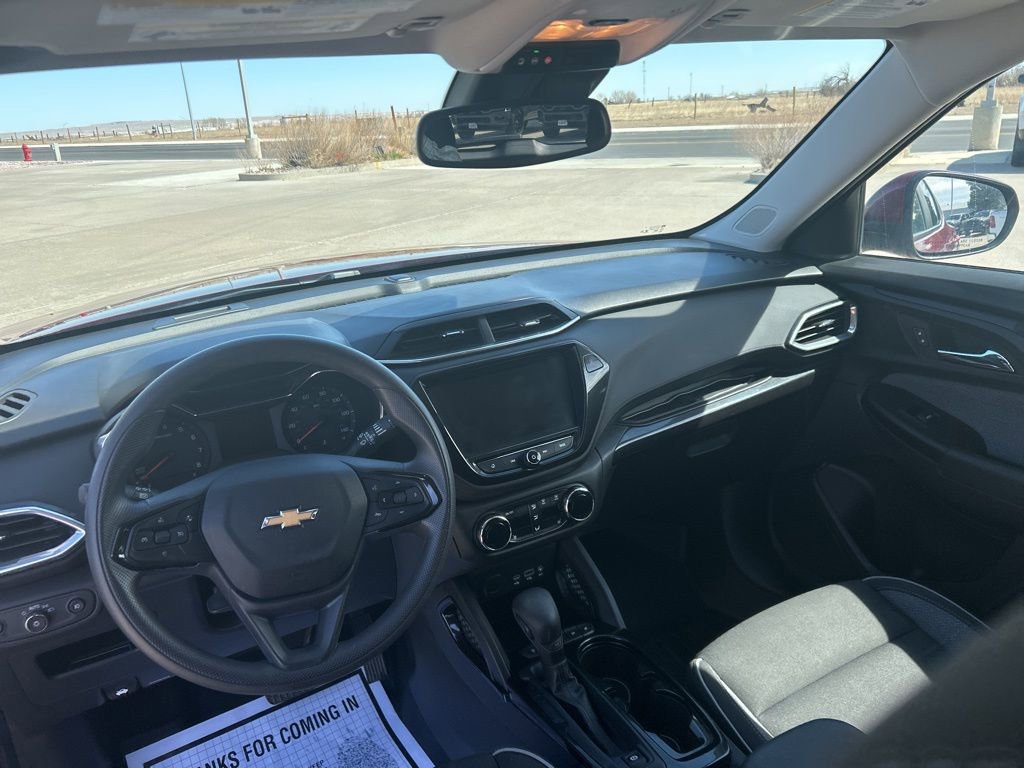Used 2022 Chevrolet TrailBlazer LT w/ Convenience Package image 13