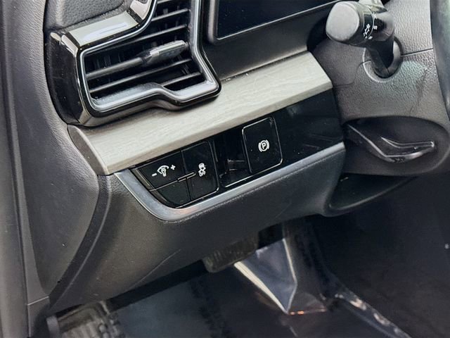 Used 2023 Kia Sportage X-Line image 10