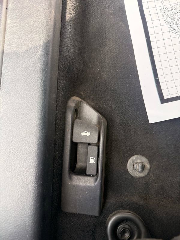 Used 2016 Toyota Camry SE image 19