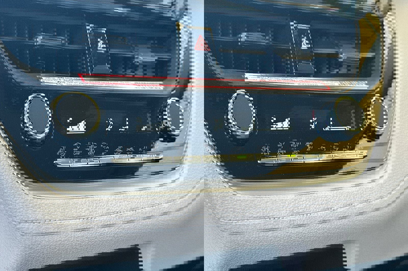 New 2026 Toyota Corolla Cross L image 24