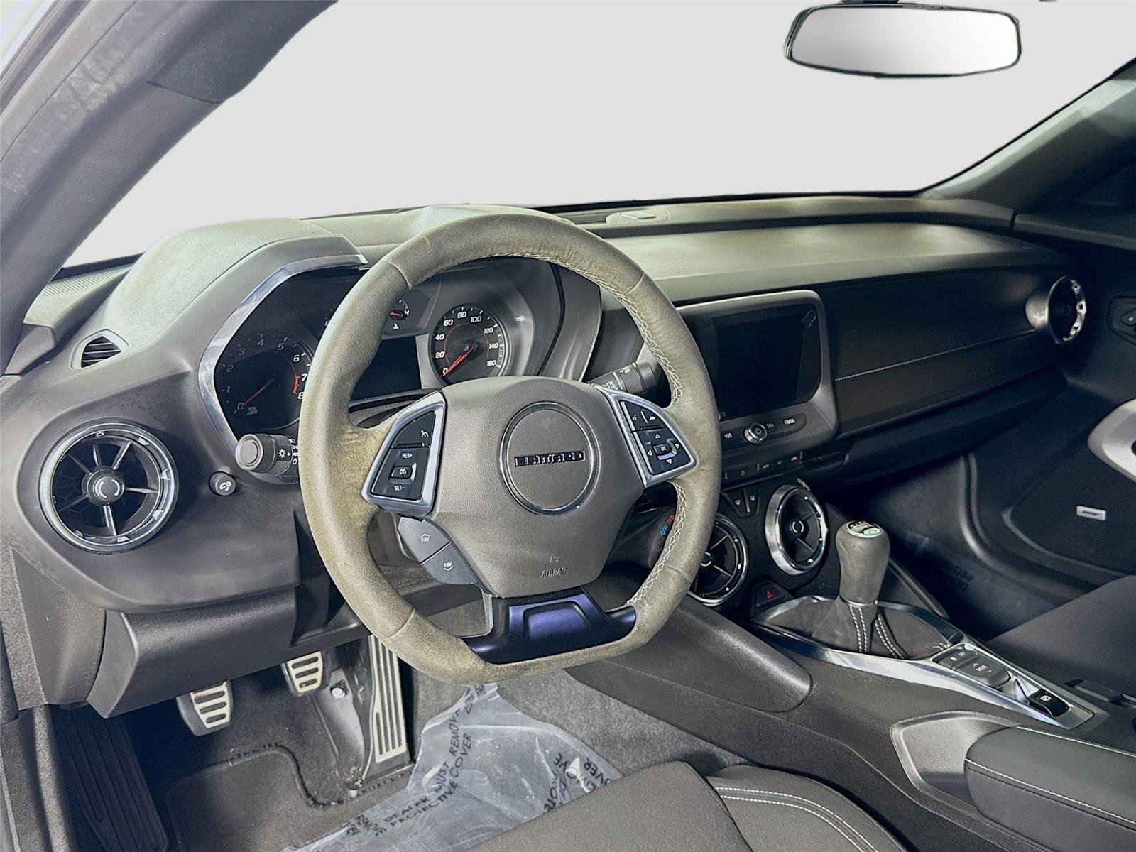 Used 2021 Chevrolet Camaro LT w/ 1LE Track Performance Package RWD image 9