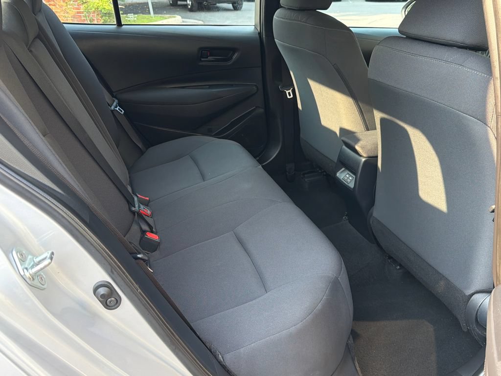 Used 2023 Toyota Corolla LE FWD image 11