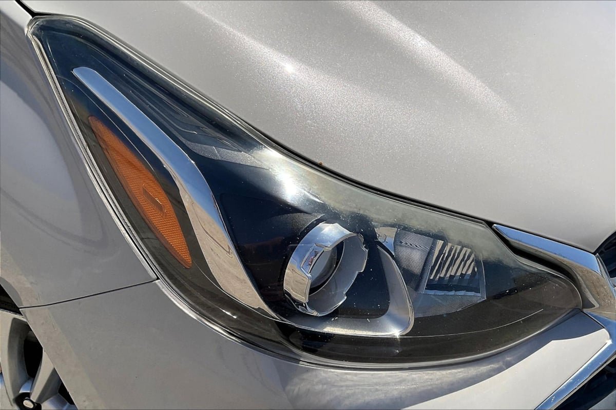 Used 2020 Chevrolet Spark LT FWD image 29