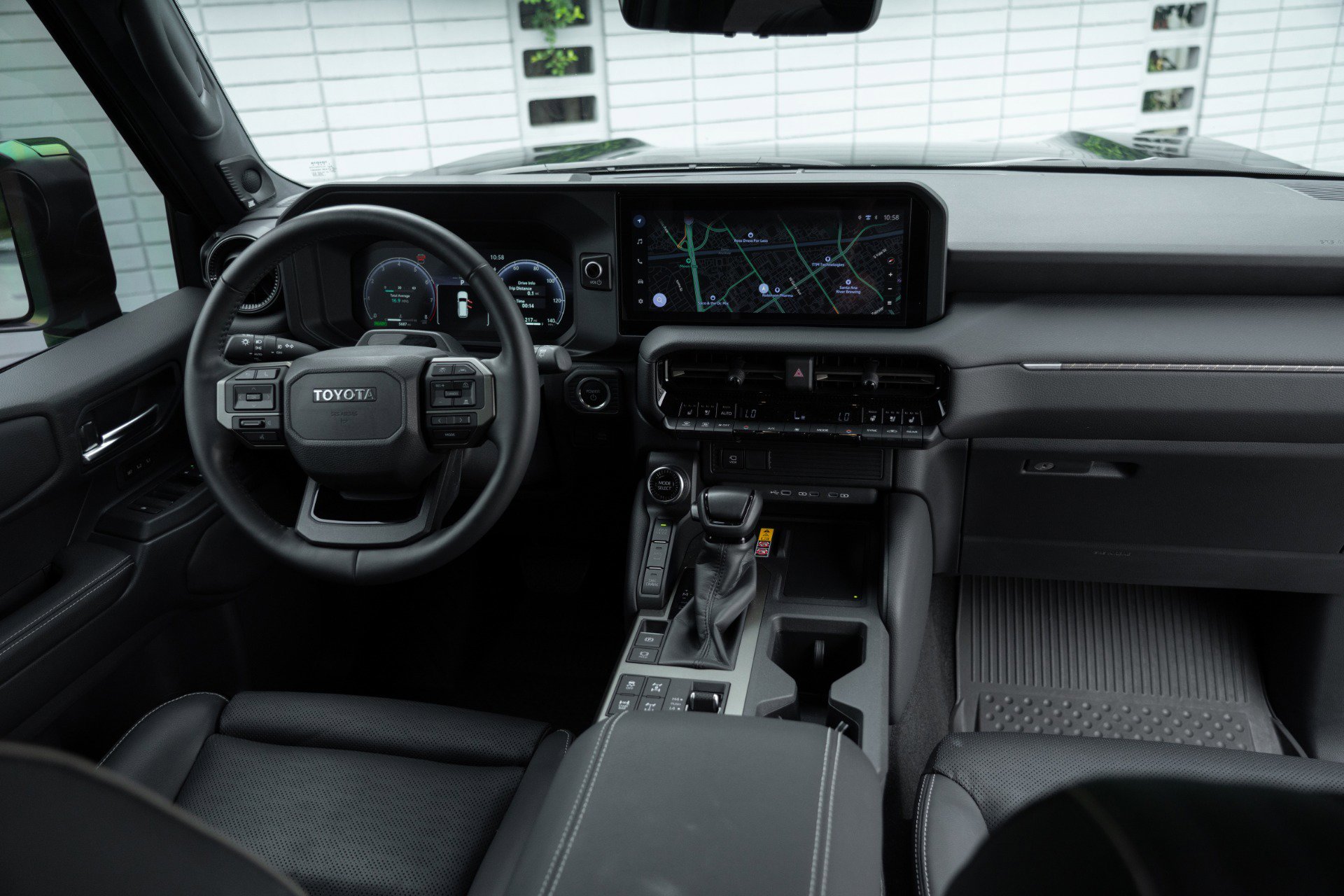 Used 2024 Toyota Land Cruiser image 6