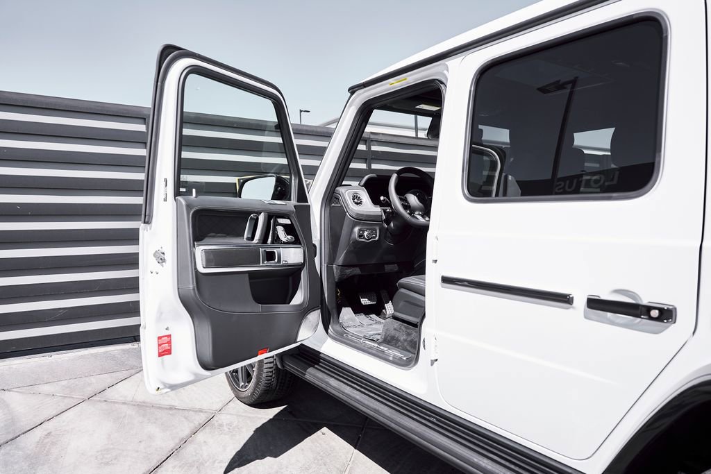 Used 2026 Mercedes-Benz G 63 AMG 4MATIC image 32