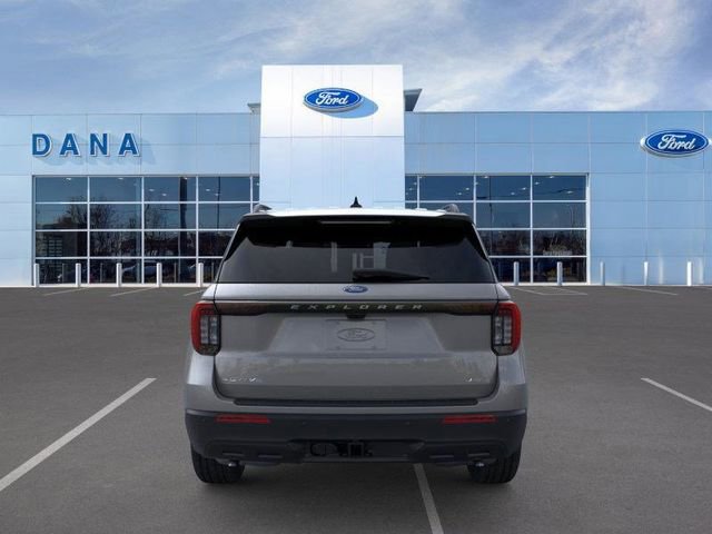 New 2025 Ford Explorer Active image 5