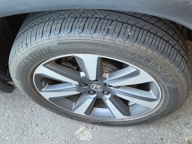 Used 2023 Honda Pilot Elite image 11