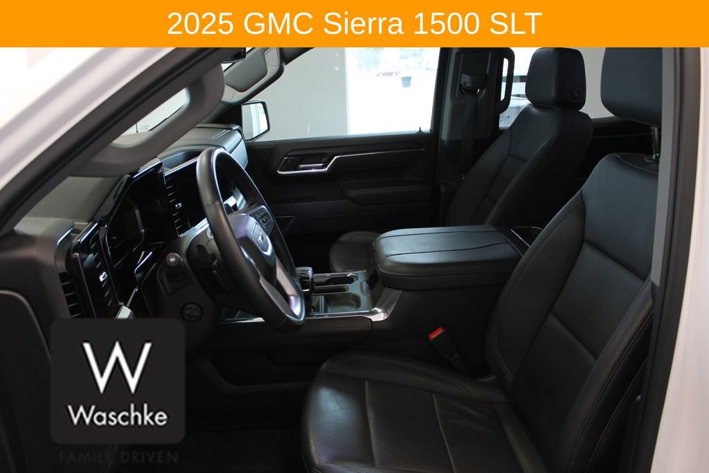 Used 2025 GMC Sierra 1500 SLT w/ SLT Premium Plus Package AWD/4WD image 19