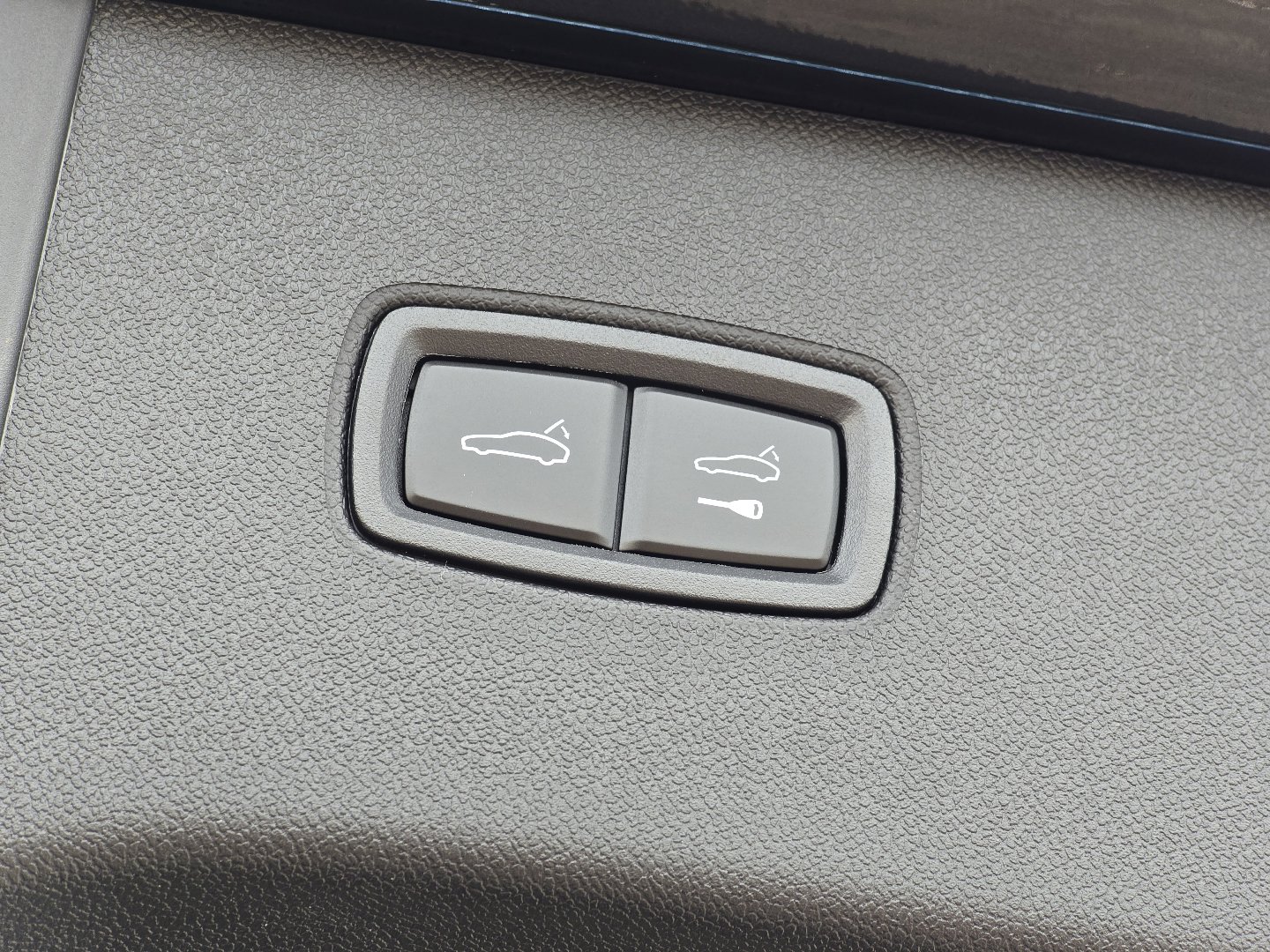 Used 2026 Porsche Cayenne E-Hybrid image 26