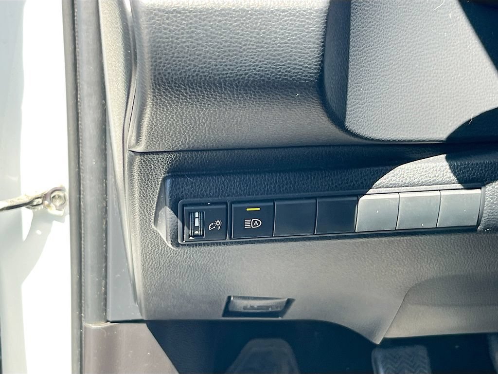 Used 2022 Toyota Corolla SE FWD image 10