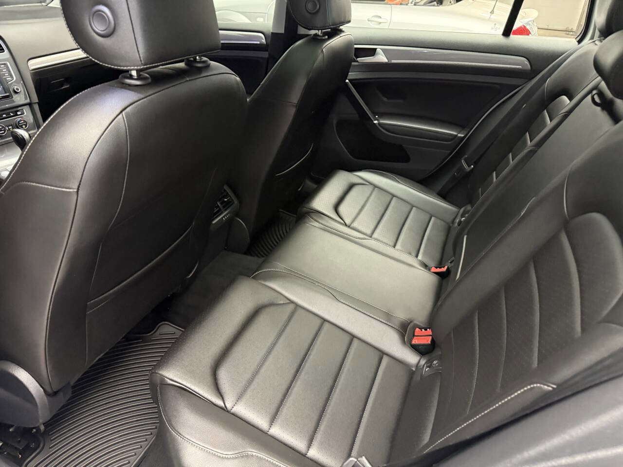 Used 2017 Volkswagen Golf Alltrack SEL AWD/4WD image 20