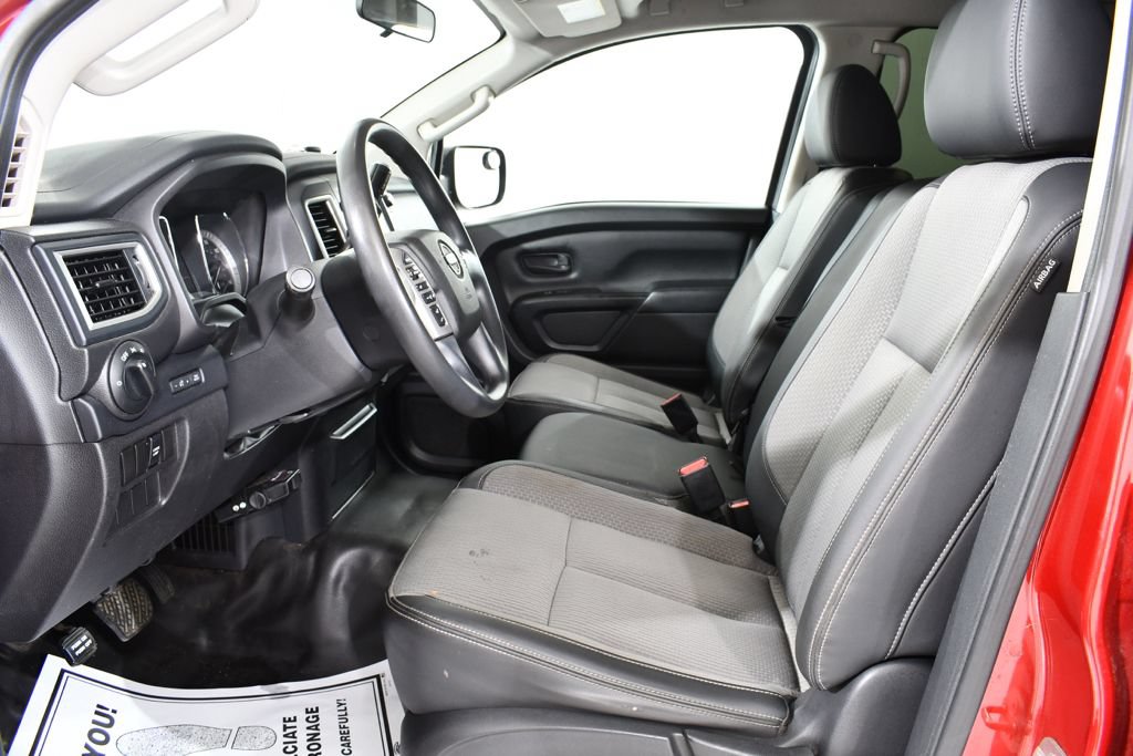Used 2019 Nissan Titan S AWD/4WD image 6