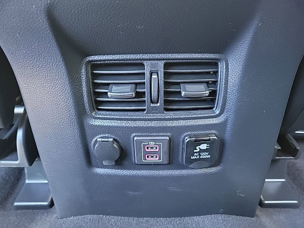 Certified 2021 Nissan Titan SL w/ Moonroof Package image 22