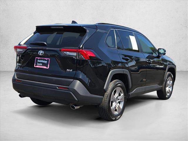 Used 2024 Toyota RAV4 XLE FWD image 5