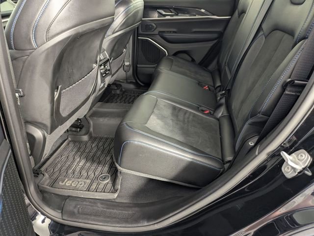 Used 2024 Jeep Grand Cherokee Trailhawk AWD/4WD image 28