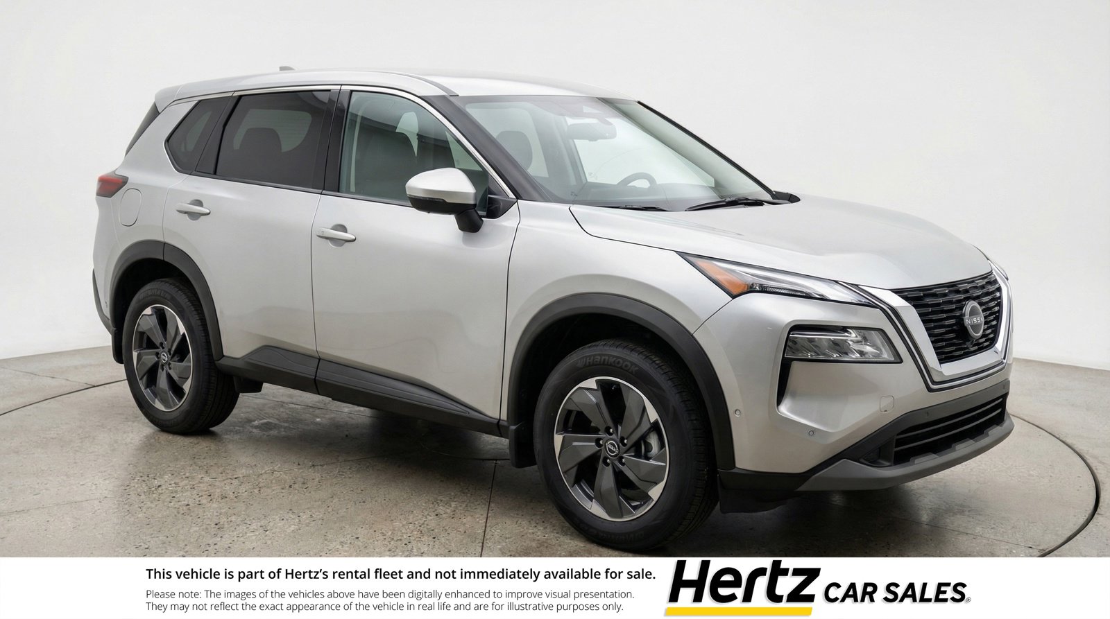 Used 2025 Nissan Rogue SV image 1