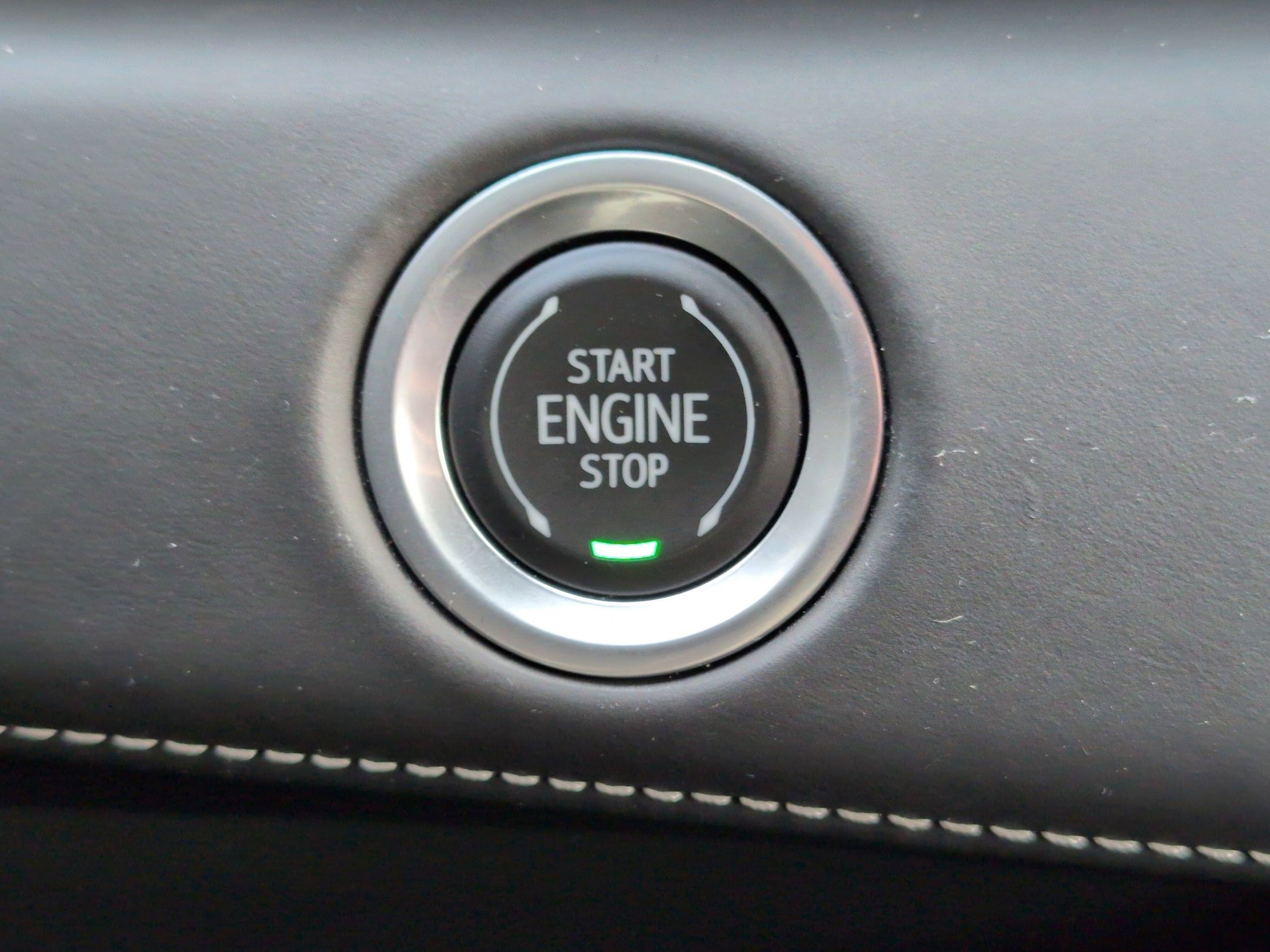 Used 2022 Cadillac Escalade Premium Luxury Platinum w/ LPO, Floor Liner Package image 17