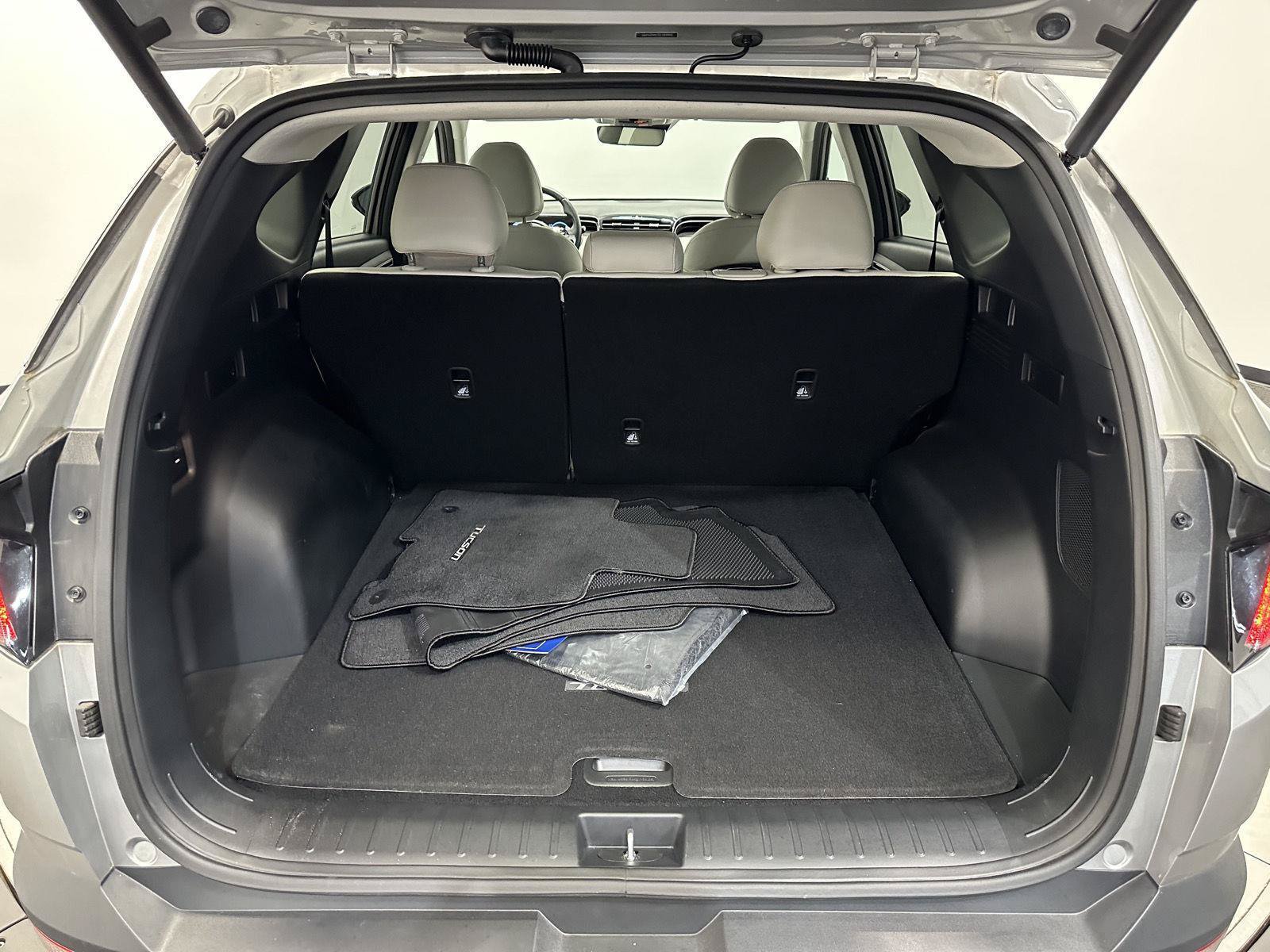 Certified 2024 Hyundai Tucson Limited AWD/4WD image 31