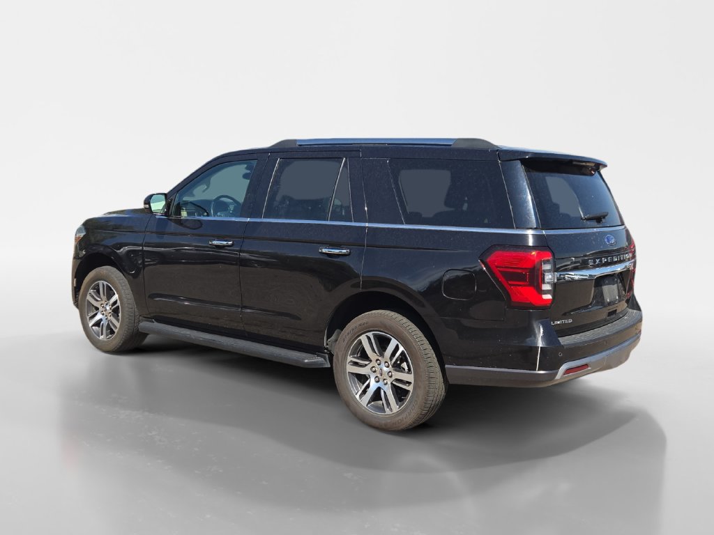 Used 2024 Ford Expedition Limited AWD/4WD image 3