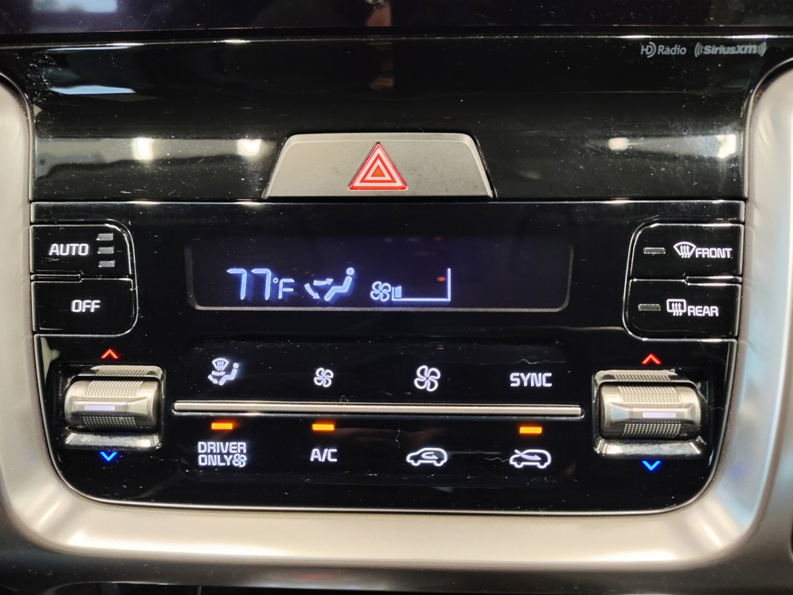 Used 2022 Kia Sorento S image 20