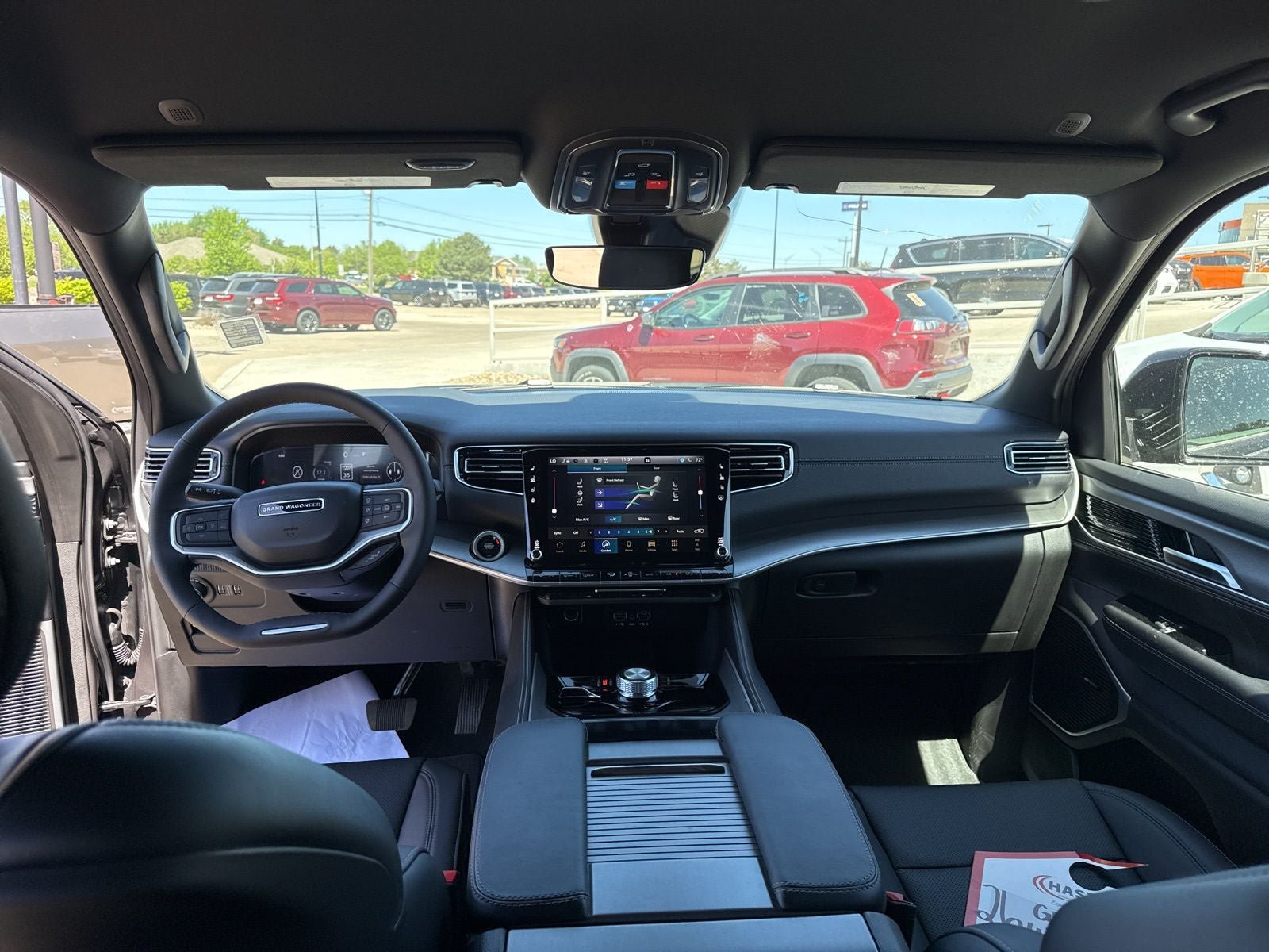 New 2026 Jeep Grand Wagoneer L Limited AWD/4WD image 33