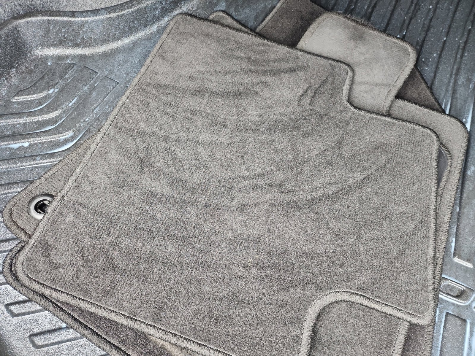 Used 2019 Honda Accord EX image 31