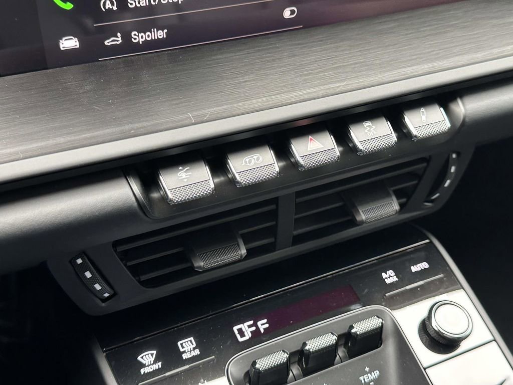 New 2026 Porsche 911 GTS image 28