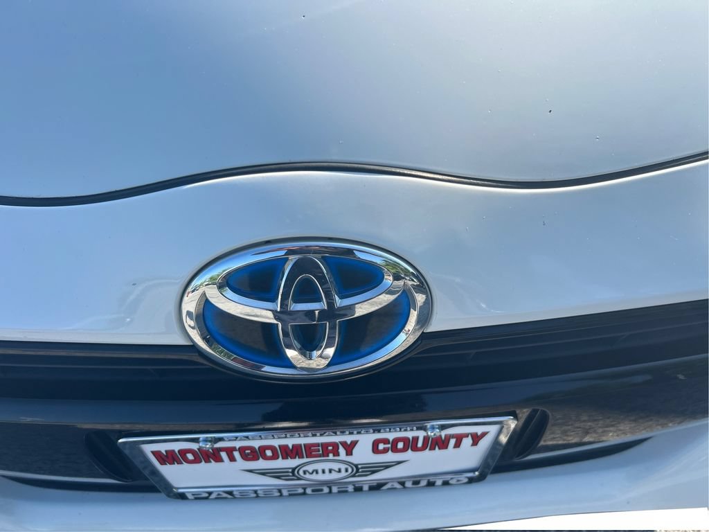 Used 2016 Toyota Prius C Two FWD image 35