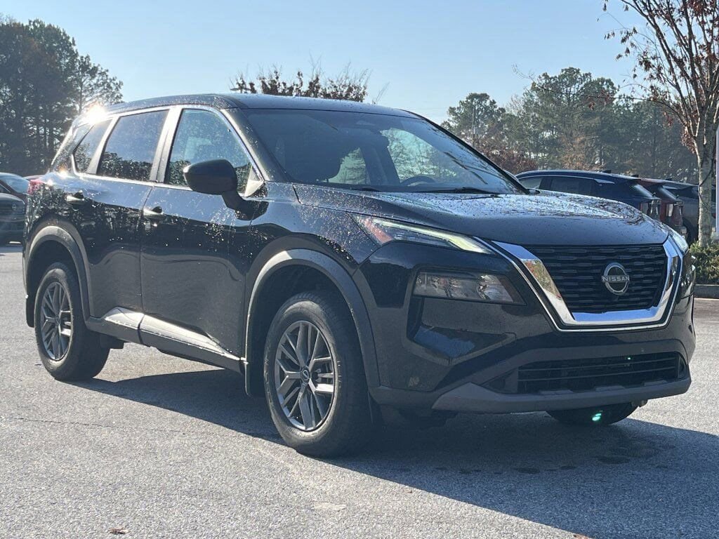 Certified 2022 Nissan Rogue S image 24