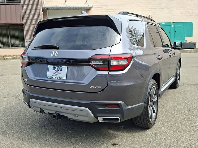 Used 2023 Honda Pilot Elite image 10