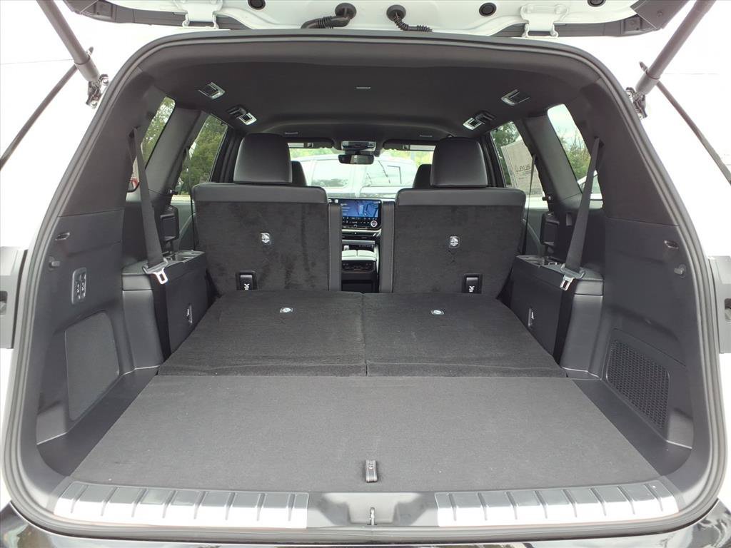 New 2026 Lexus TX 500h AWD w/ Technology Package image 35