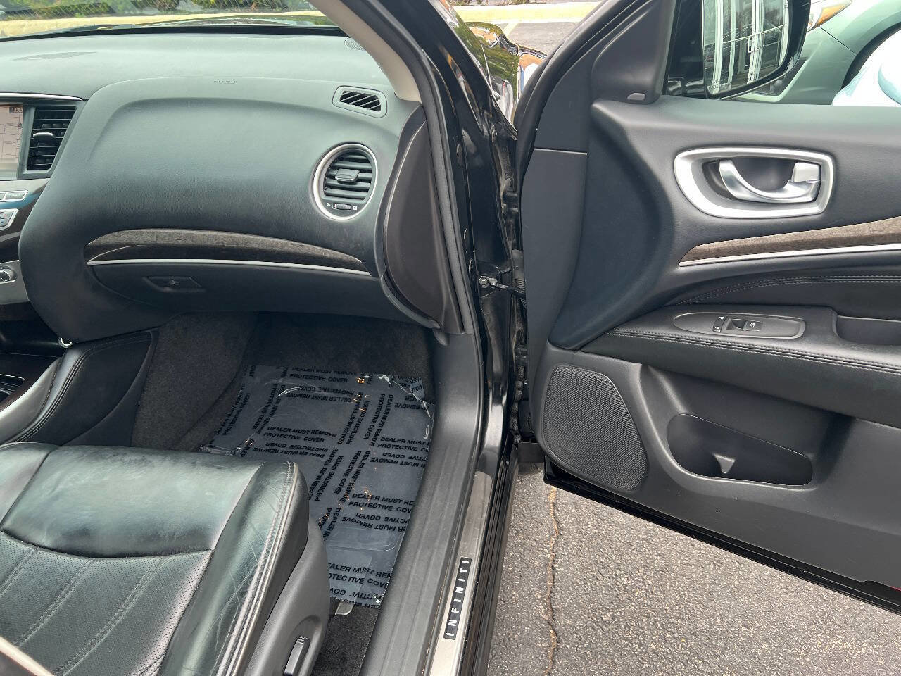 Used 2015 INFINITI QX60 Luxe w/ Premium Plus Package AWD/4WD image 34